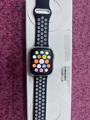 Apple watch SE2 44M