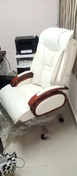 كراسي جلد بتصميم احترافي وجودة عالية من شركه KN office furniture