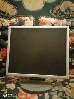 شاشه كمبيوتر NEC