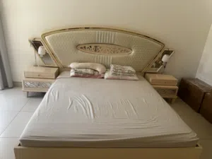 The white bed