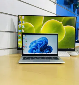 OFFER PRICE : Hp EliteBook 830 G8 i5 11th Gen Ram 8GB SSD 256GB Screen 13.3” Windows 11 pro