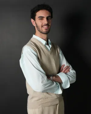 عنان عطاري