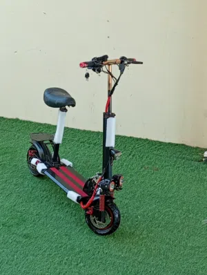 سكوتر الكهربائي عزم قوي
