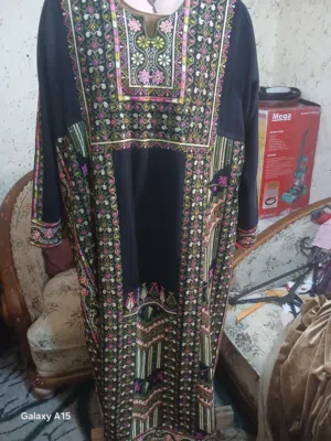 الثوب رقم 6 ب30 دينار