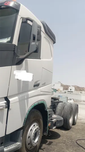 راس شاحنه فولفو 6 ويل موديل 2021 وكاله عمان