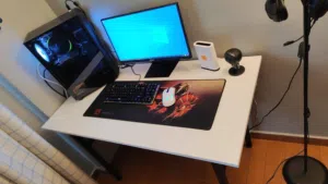 طاولات مكاتب،دراسة،كمبيوتر،المطبخ جديدة يوجد توصيل