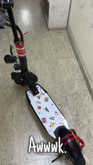 E scooter negotiable