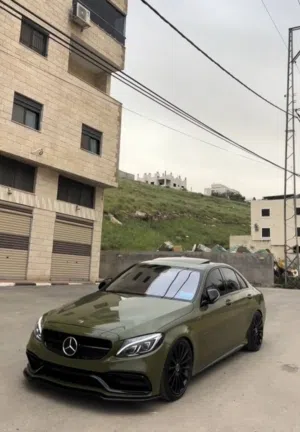 Mercedes C180