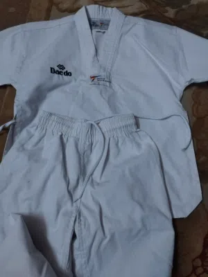 بدلة تايكوندو ،صغيرةالحجم