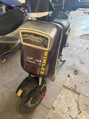 دراجه شحنه وجديده ما مشيه دراجه لان محتاج اريد ابيعه بطاريات جدجد كلي ما بيه وحلوه شوفت عينك