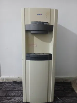 كولر SAMIX حجمة متوسط بحالة ممتازة للبيع ب20