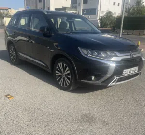 Used Mitsubishi Outlander in Al Ahmadi
