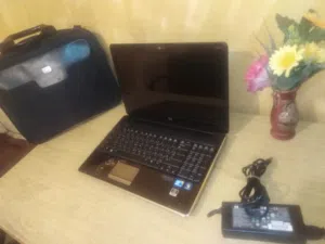 لابتوب CORE i7 الف جيجا نوع HP شغال بحاحة لصيانة كرت الشاشة وبطارية