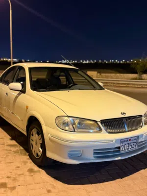 السلام عليكم  للبيع نيسان سني  موديل 2002 شهر 6 ايسي مكينة قير شاصي    تم عمل صيانة لسيارة  خالية