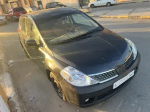 Used Nissan Tiida in Tripoli
