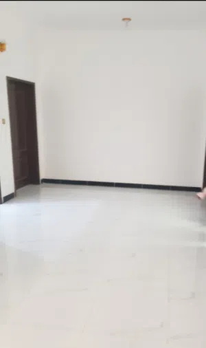 شقه دور ثالث برج عصنصير 24ساعه وخ. مات وحارس وموقف سيارات