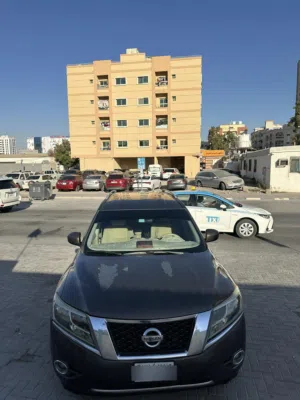 Used Nissan Pathfinder in Ajman