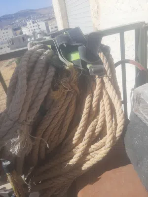 حبال وسيفتيات