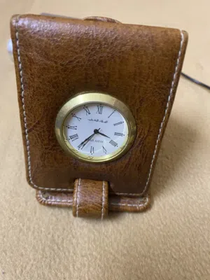 Analog Quartz Guess watches  for sale in Salt