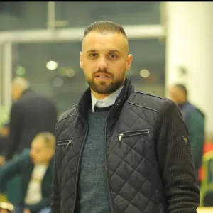 عماد هلال ابو كشك 