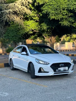 Sedan Hyundai in Amman
