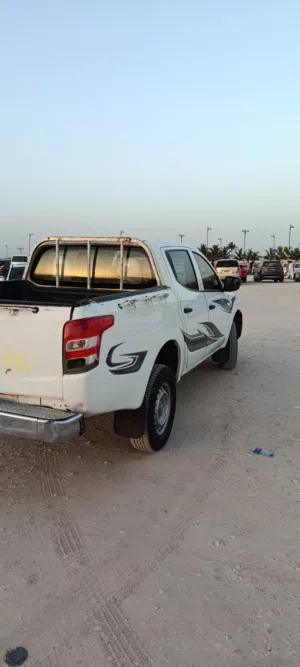 Used Mitsubishi L200 in Dhofar