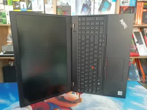للبيع لابتوب لينوفو L15 معالج i5 جيل عاشر u رام 8 هارد ssd 256g حجم 15 مستخدم نضيف 99%100