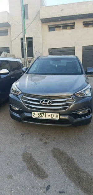 Used Hyundai Santa Fe in Ramallah and Al-Bireh