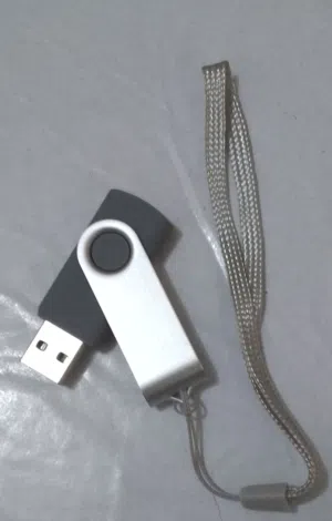 فلاش 16Gb جديد