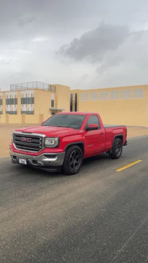 Used GMC Sierra in Dubai