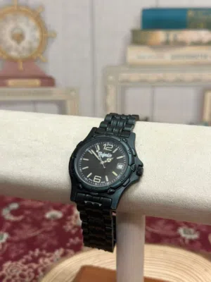 ساعة ماجستيك فنتج