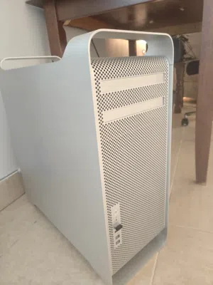 Apple Mac Pro (Mid 2012)
