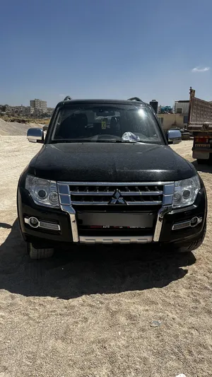 used-mitsubishi-pajero-in-ramallah-and-al-bireh