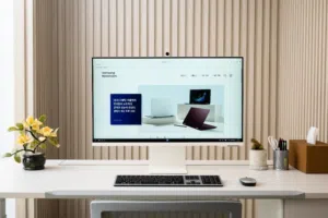 Samsung m8 “4K” 32 inch خرافيه للمهندسين وللاجتماعات