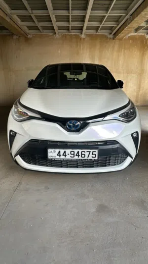 Used Toyota C-HR in Amman