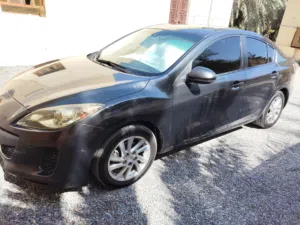 Used Mazda 3 in Al Dakhiliya
