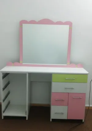 غرفة نوم أطفال بحاله ممتازه