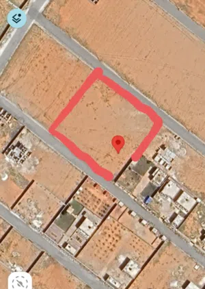 قطعة ارض 4000متر  تقع  بين النواقية والطلحية  ارض حماد كل 1000 متر ملفه ابروحه