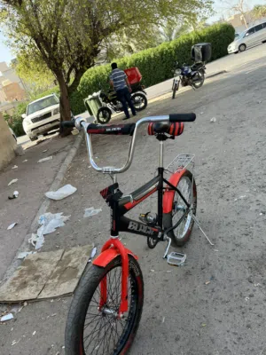 قاري للبيع