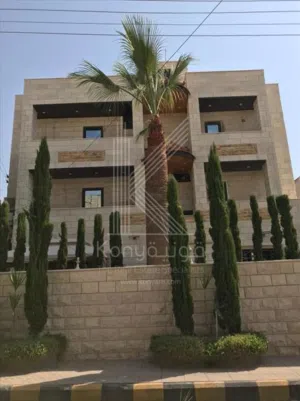 300 m2 4 Bedrooms Villa for Sale in Amman Um El Summaq