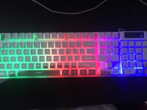 كيبورد قيمنق صامت قابل للتفاوض