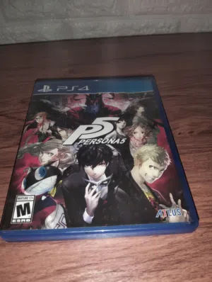 للبيع لعبة Persona 5 للـ PS4 - بحالة ممتازة جداً