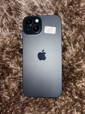 iPhone 15 128 جيجا نورمال تلفون جديد في حالة جيدة