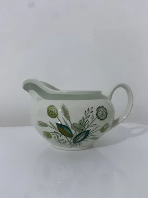 للبيع: إبريق سيراميك ماركة "Wood & Sons". إصدار Clovelly صنع بين عام 1950 -1965