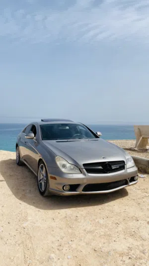 MERCEDES - CLS500