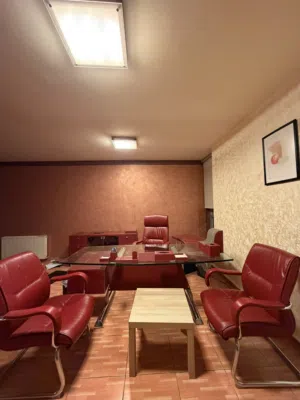 اثاث مكتبي للبيع