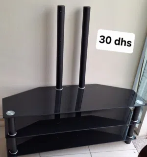 طاولة تلفاز