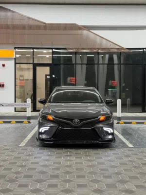 Toyota Camry SE 2018