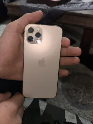 آيفون 12 برو