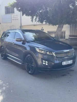 كيا سيرنتو 2016 7 ركاب